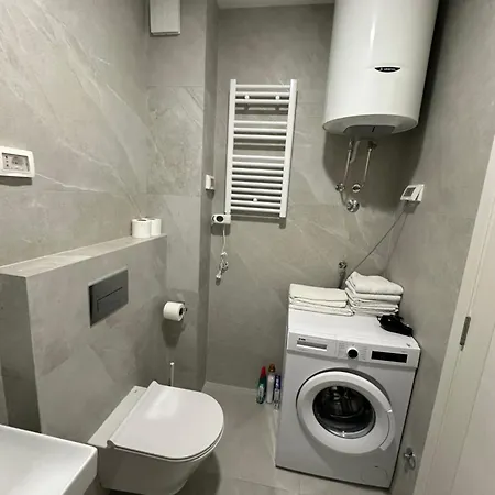 Cozy 1bd Point-garage Available 5e Per Day *