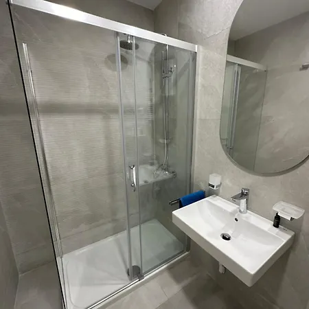 Cozy 1bd Point-garage Available 5e Per Day *